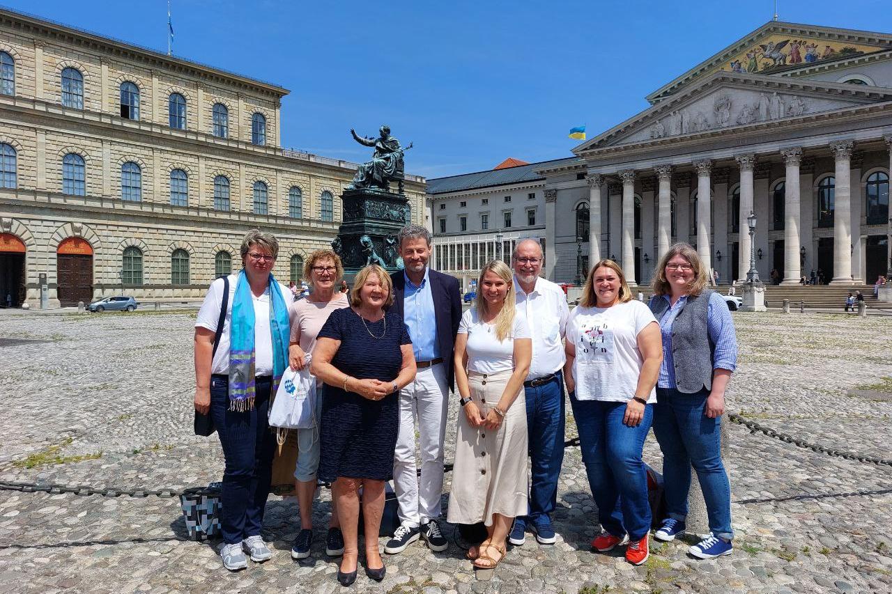 (c) Geschäftsstelle der Ehrenamtsbeauftragten